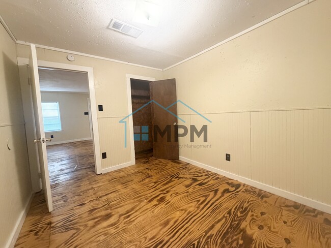 Photo - 105 Prune St
