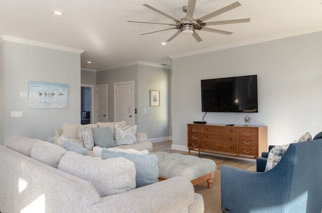 Photo - 507 Fort Fisher Blvd N