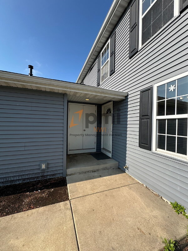 Photo - 678 Dearborn Rd