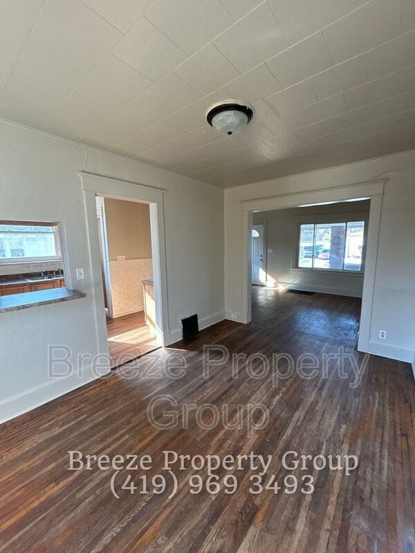 Photo - 1537 Remington St