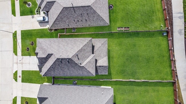 Building Photo - 2445 Whisper Frst Dr