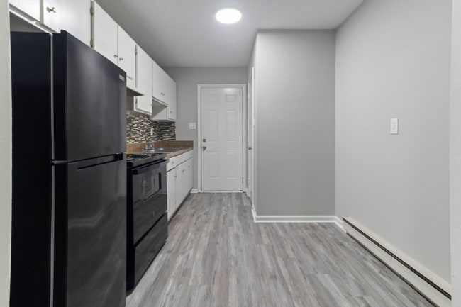 Photo - 6437 Starbrook Dr