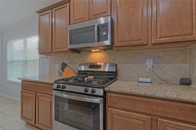 Photo - 4021 Geary St