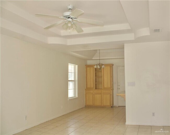 Photo - 12 Cervantes Ave Unit 4