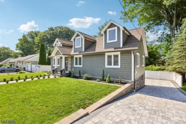 50 Lincoln Pl