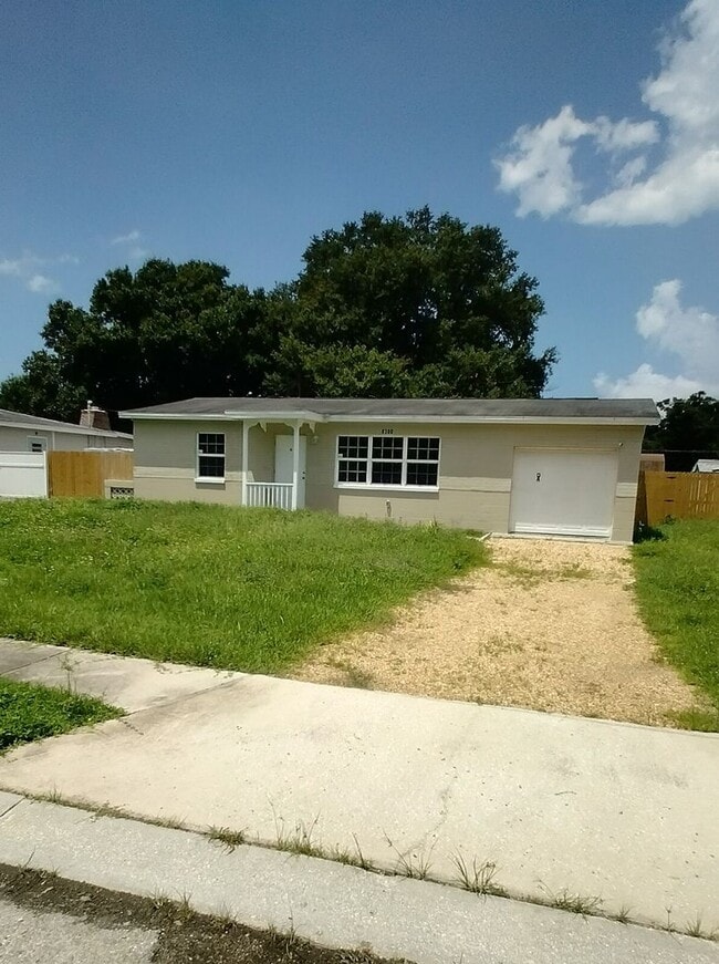 Building Photo - AVAILABLE NOW!! Rental