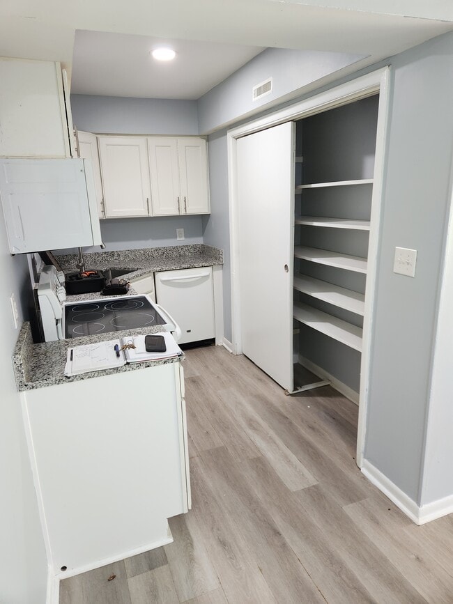 Photo - 2819 N Ohenry Blvd Unit Woodbridge