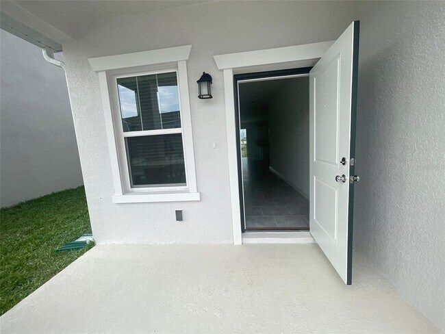 Photo - 2780 Pierr St