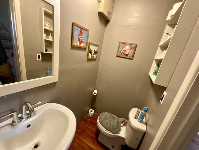 Photo - 3 Bedroom 1.5 Bathroom