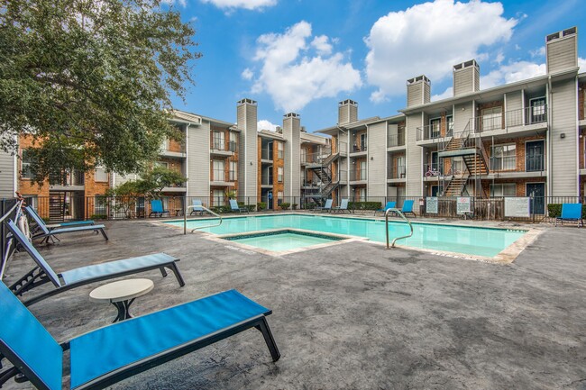 The Landing At McCallum Apartments For Rent In Dallas, TX | ForRent.com