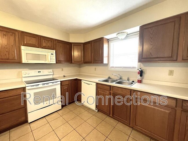 Photo - 601 James Ct Unit ,