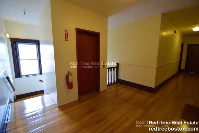 Photo - 29 Park Dr Unidad 1