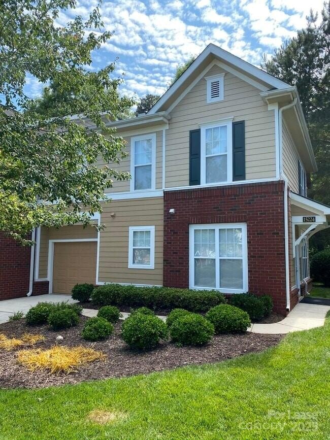 Photo - 15224 Coventry Ct Ln