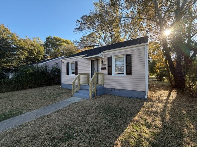 Building Photo - Great renovated 2 bedroom house in Richmond