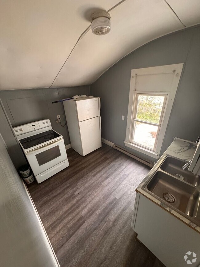 Building Photo - 609 W Marion St Unit 609 West Marion Street- 1 Rental