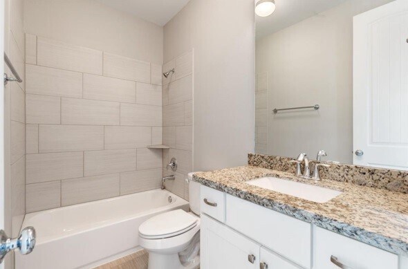 Photo - 805 W 23rd St