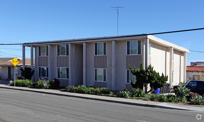 Building Photo - 1311 Evergreen St Rental