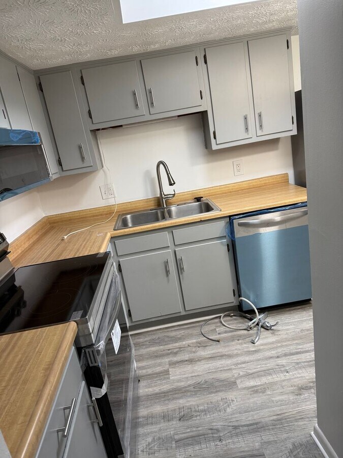Photo - 527-531 Grafton Ave Unidad 527