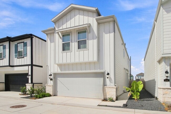 Photo - 2186 Shady Pier Dr