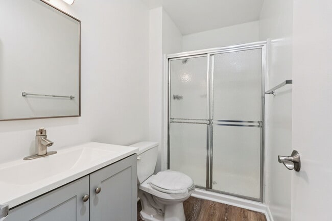 Photo - Henry on the Park Apartments