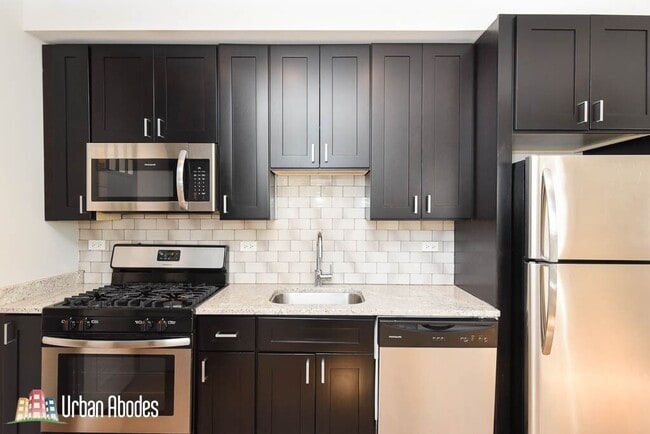 Photo - 2205 W Eastwood Ave Unit M08B