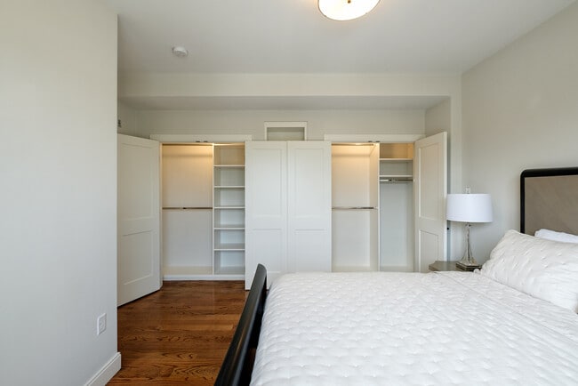 Photo - 1 Everett St