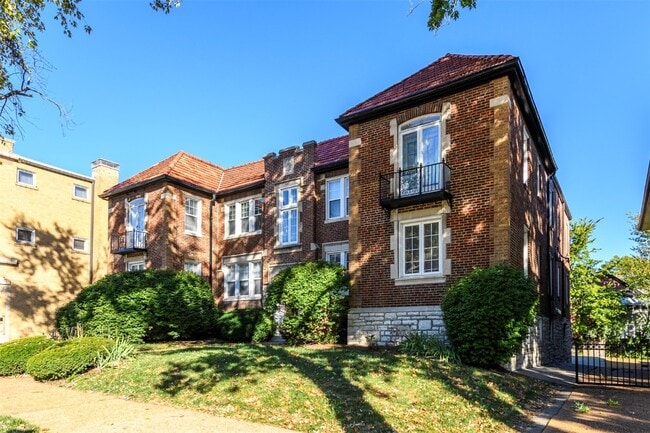 Photo - 7331 Forsyth Blvd Unit 1E
