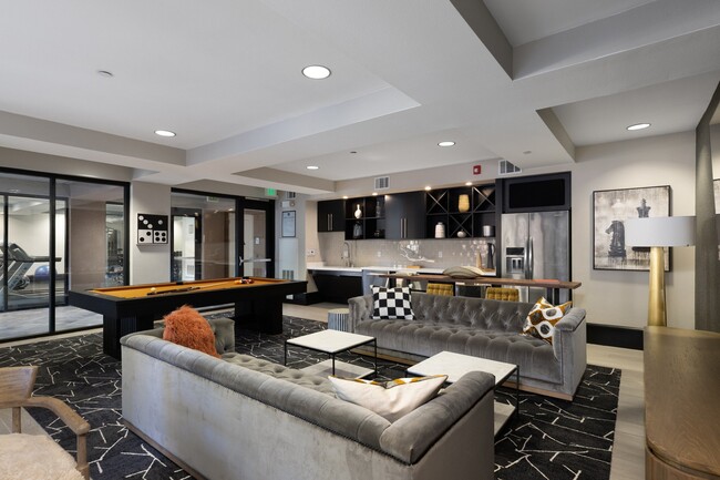 Photo - Tamarind Square