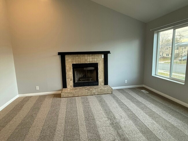 Photo - 3556 S 8150 W