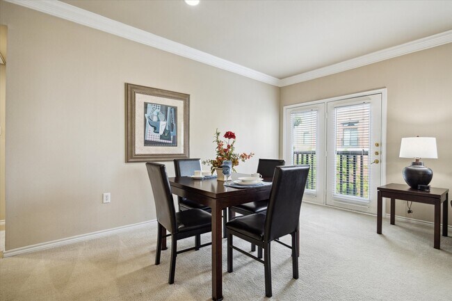 Photo - 2400 McCue Rd