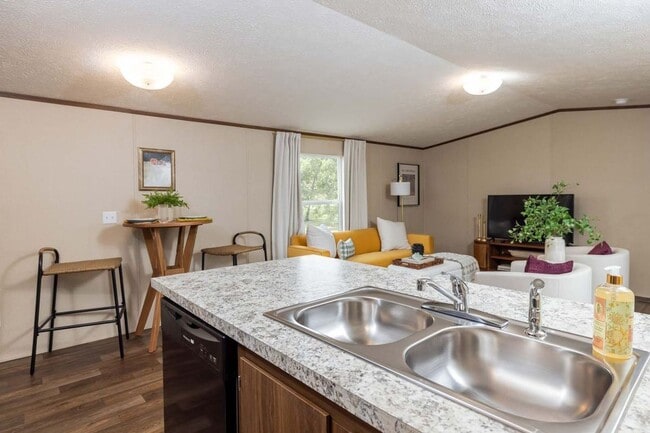 Photo - My- 88 Unit Lot C