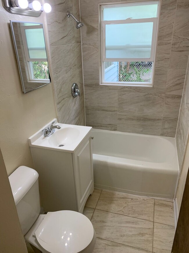 Photo - 3BR SINGLE FAMILY HOME WITH FULL BASEMENT, GARAGE, YARD AND PARKING. NICE!