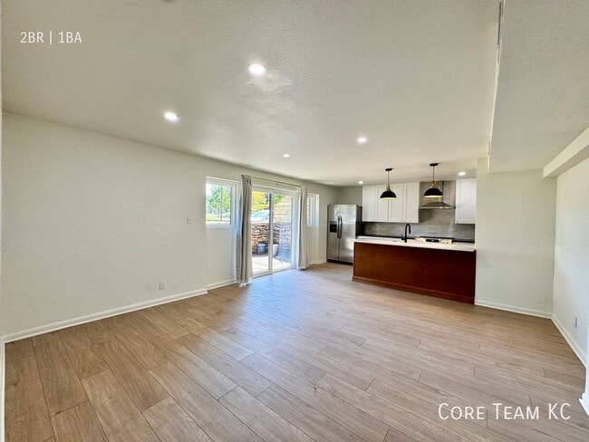 Photo - 4203 SW Trafficway Unidad 10