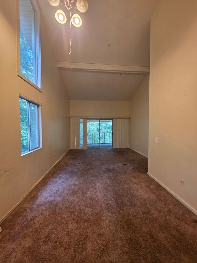 Building Photo - 1208 Bush River Rd