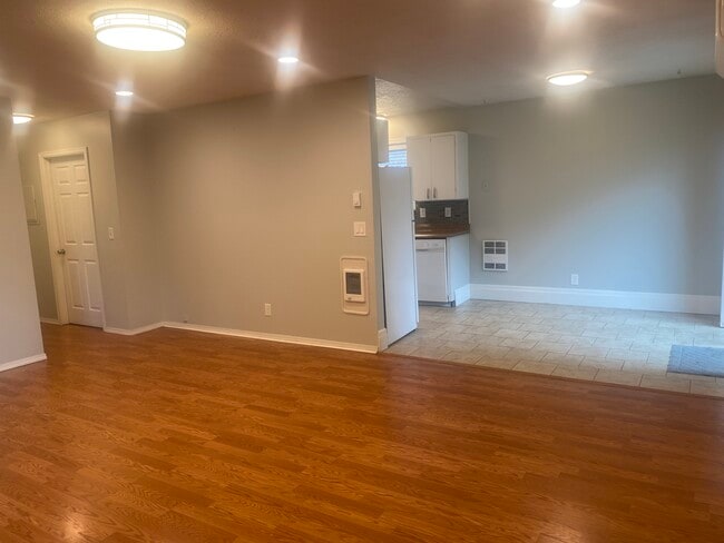 Photo - 749 NE 20th Pl Unidad 1