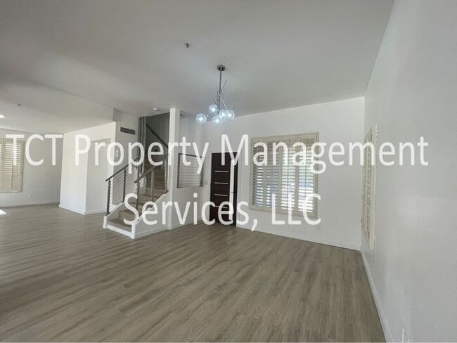 Photo - Stunning 4 Bedroom with Desert View!