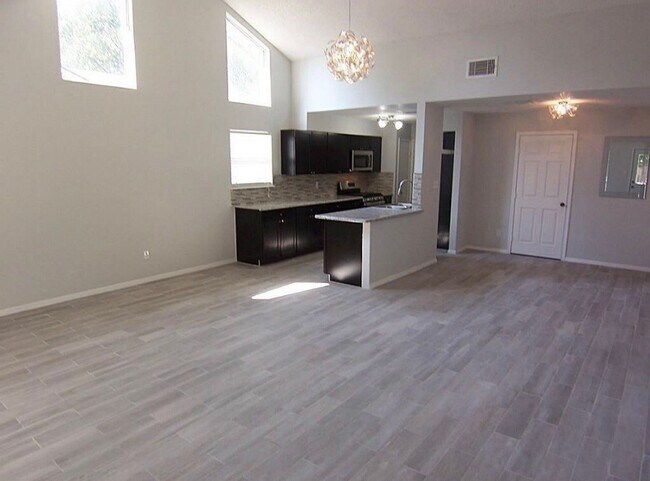 Photo - 1415 Grand Jct Dr