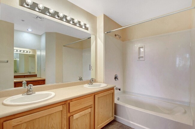 Photo - Beautiful top floor condo! Unit 405