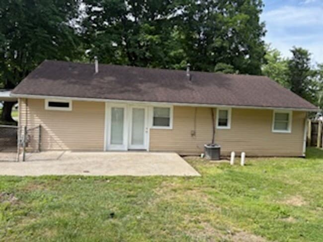 Photo - Cute 3 Bedroom, 1.5 Bathroom Home