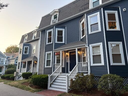Building Photo - 294 Chestnut Ave Unit #1