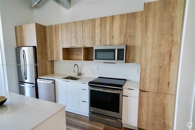 Building Photo - 7920 NE 2nd Ave Unit 502 Rental