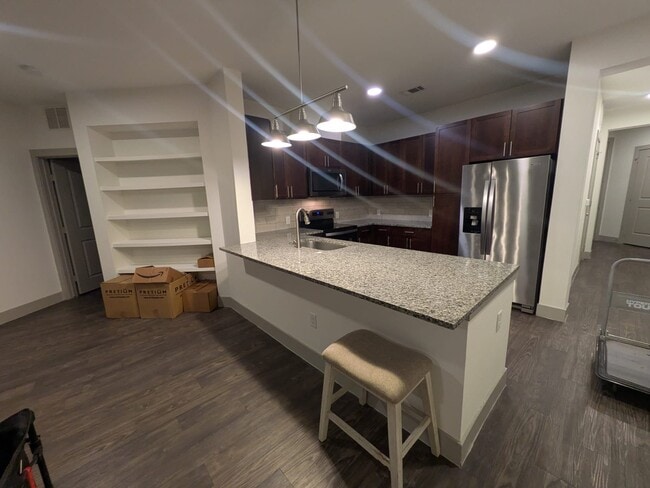 Photo - 3801 Vitruvian Way Unidad #354