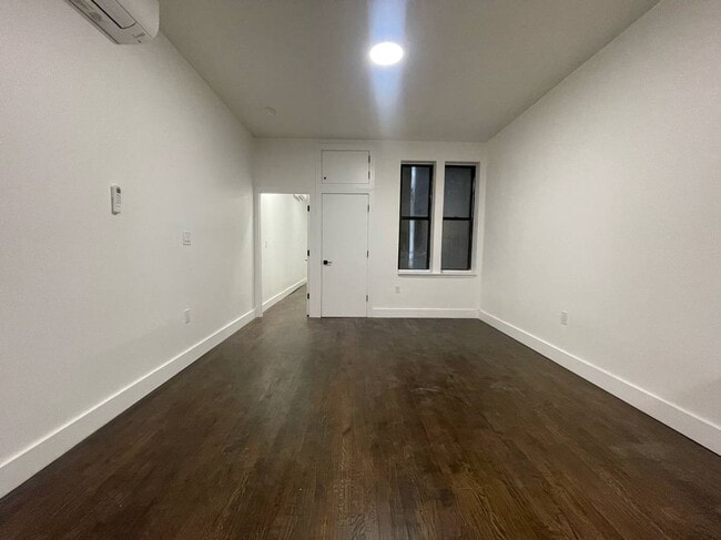 Photo - 1802 Bay Ridge Ave Unidad 7