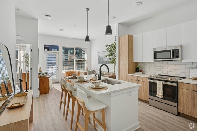 Building Photo - Alta City Side Rental