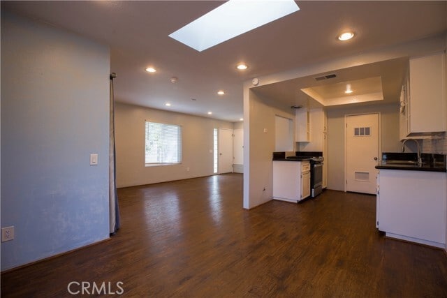 Building Photo - 7750 Bolsa Ave Unit 6