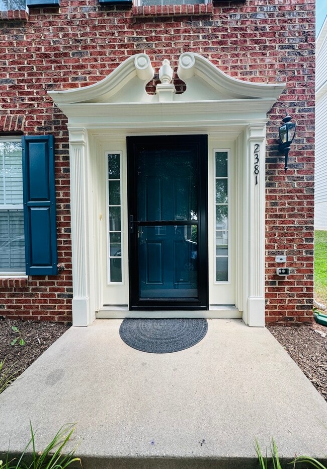 Photo - 2381 Abington Dr