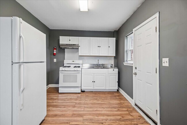 Photo - 1401 N Potomac St