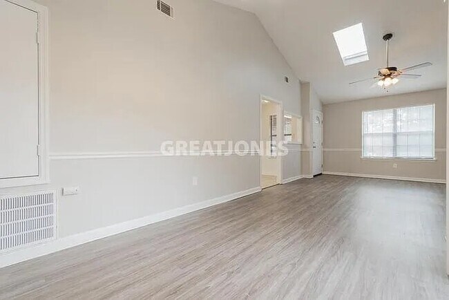 Photo - 3414 Aurelia Dr