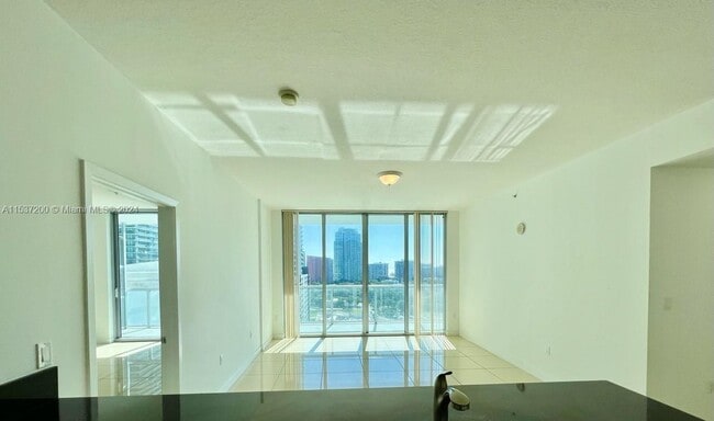 Photo - 79 SW 12th St Unit 1903