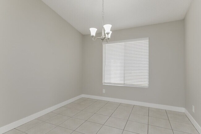 Photo - 717 Skipjack Dr